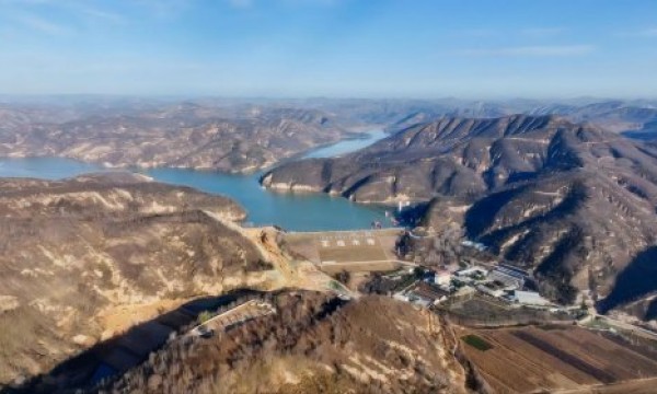 筑牢生态“防护盾”！延安王瑶水库扩容工程畔沟堆泥库大坝顺利“上岗”